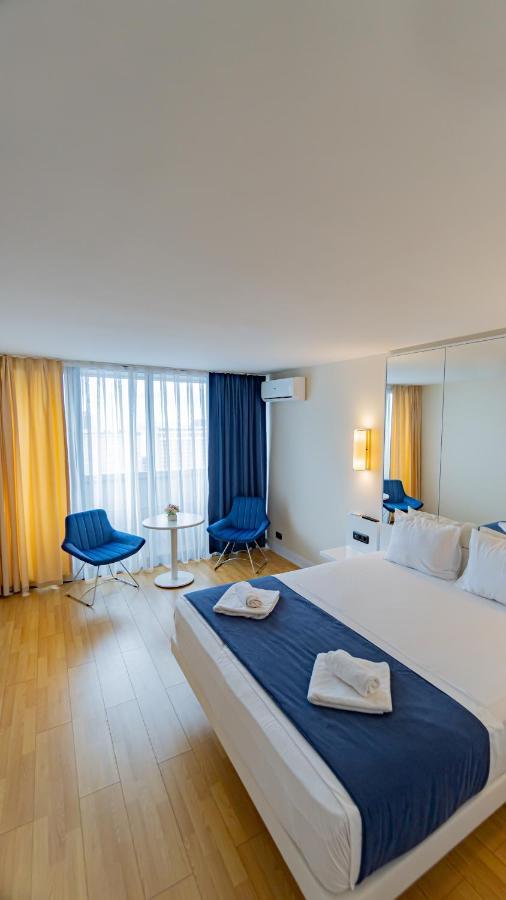 Smart Aparthotel Orbi City Batumi Kültér fotó