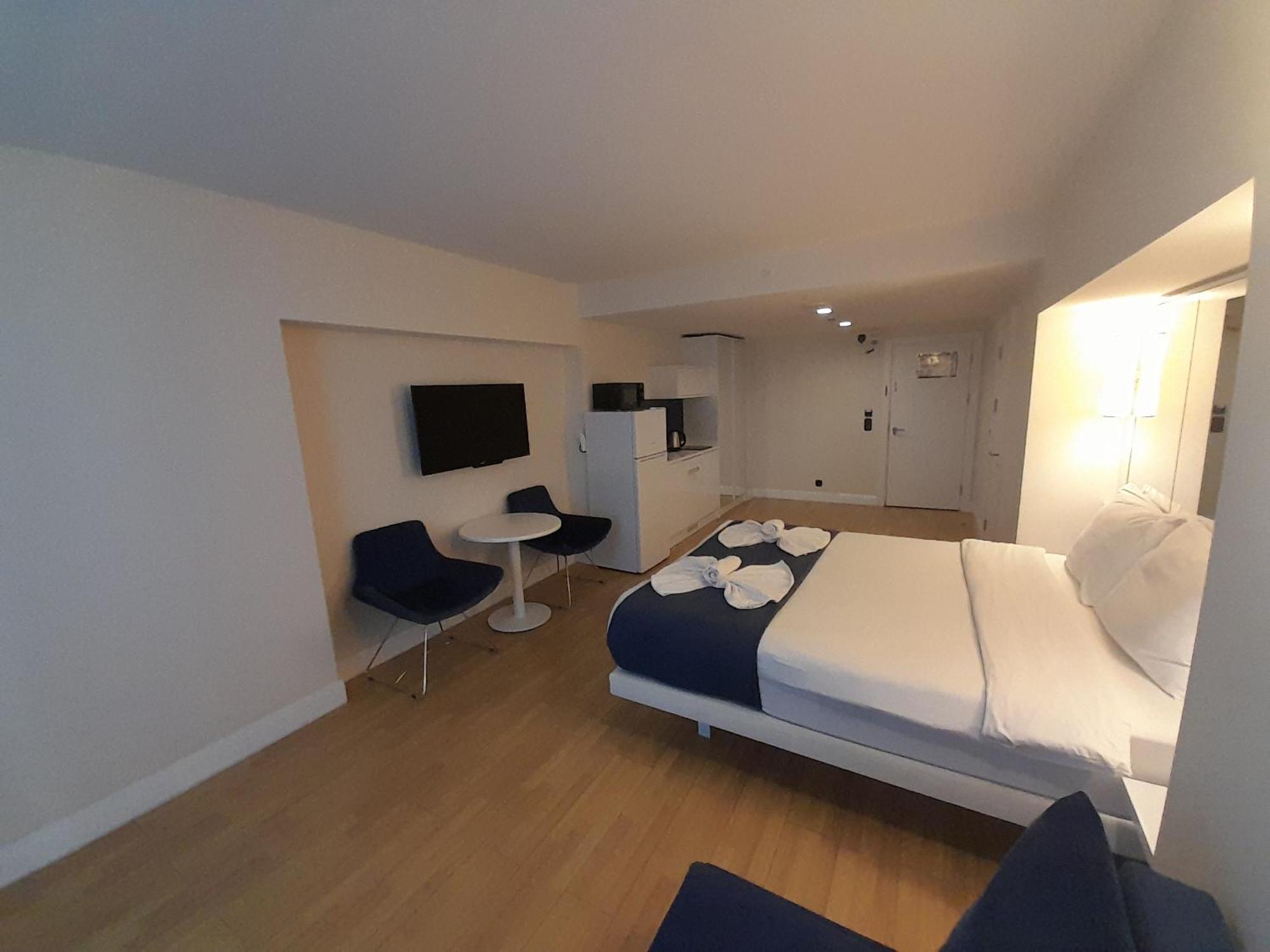 Smart Aparthotel Orbi City Batumi Kültér fotó