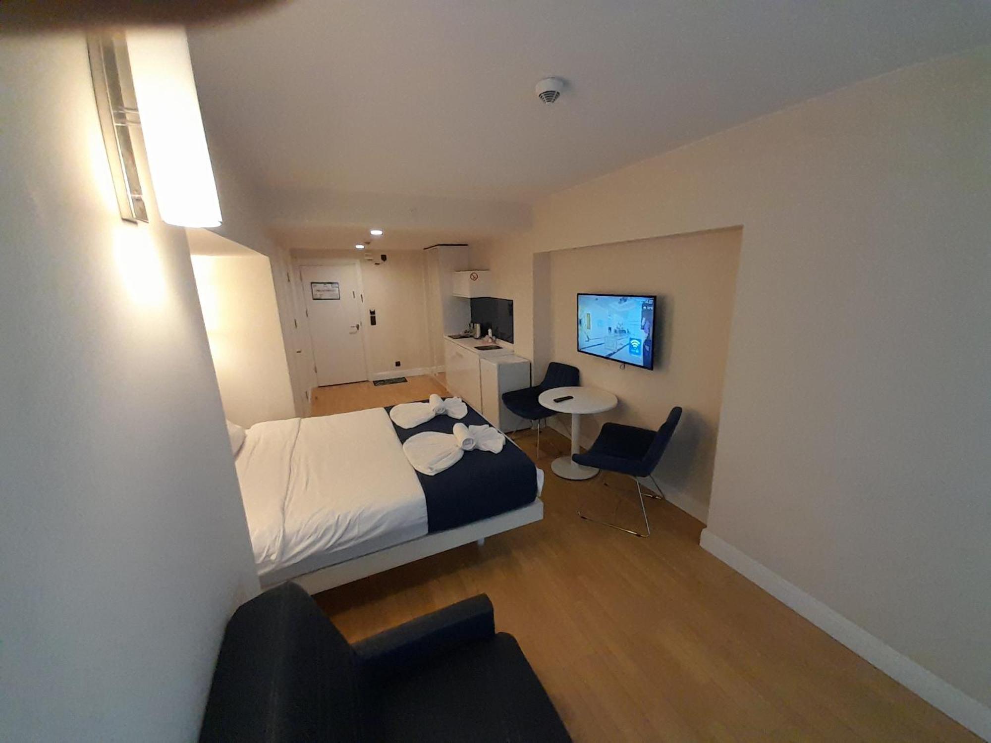 Smart Aparthotel Orbi City Batumi Szoba fotó
