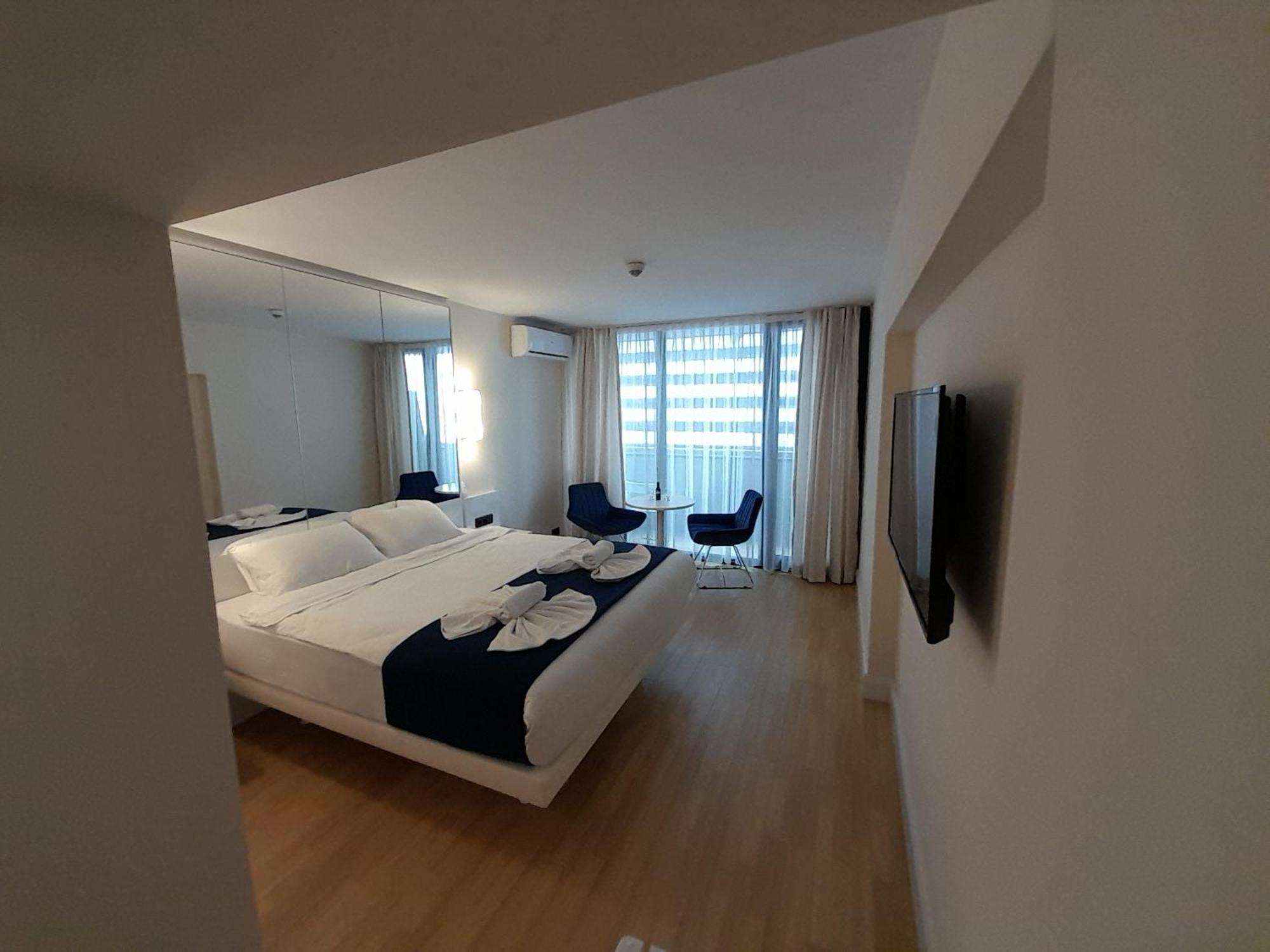 Smart Aparthotel Orbi City Batumi Szoba fotó