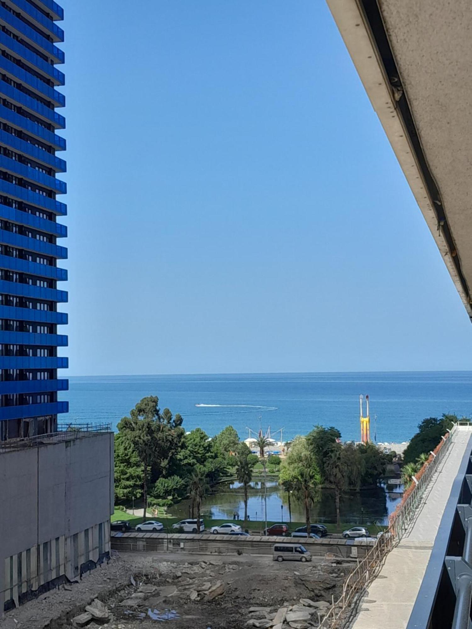 Smart Aparthotel Orbi City Batumi Szoba fotó