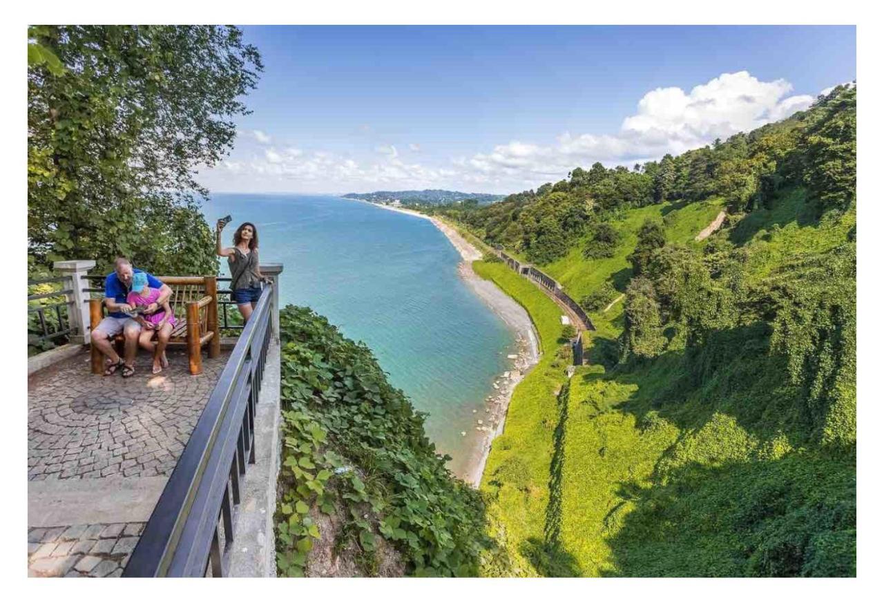 Smart Aparthotel Orbi City Batumi Kültér fotó